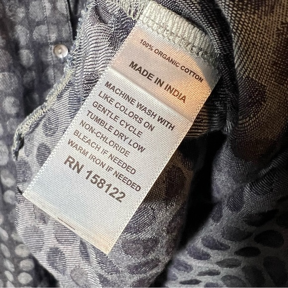 MAST 1883 Organic Cotton Chambray Button Up Tunic Shirt With Pockets - Picture 3 of 6